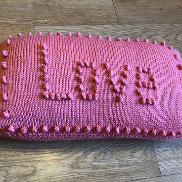 Free Bobble Love Pillow
