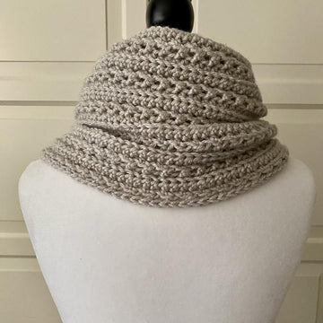 Easy Crochet Scarf Pattern: Cute-N-Easy Buttoned Cowl-Scarf