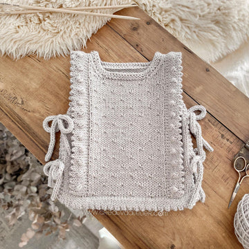 6-12 months – PLUMETI knit vest pattern