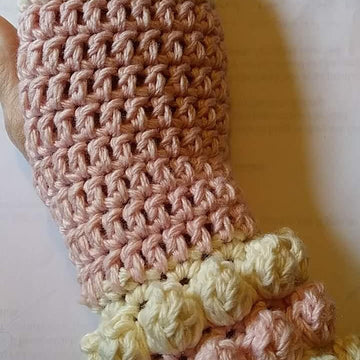 Popcorn Bobbles Fingerless Gloves