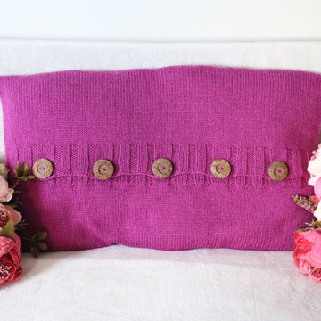 'love' Cushion