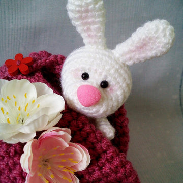 224 Little Bunny with a Flower House