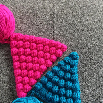 Bobble stitch triangle