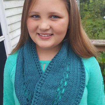 Lily's Lovely Infinity Scarf