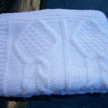 Diamond Cables Baby Blanket