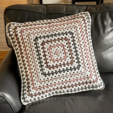 Granny V Stitch Cat Blanket