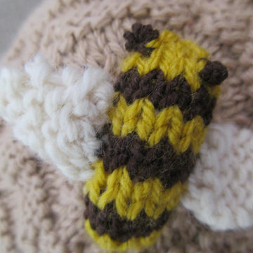 Busy Bee Tea Cosy
