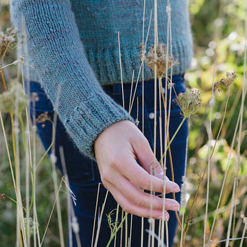 Earth pullover