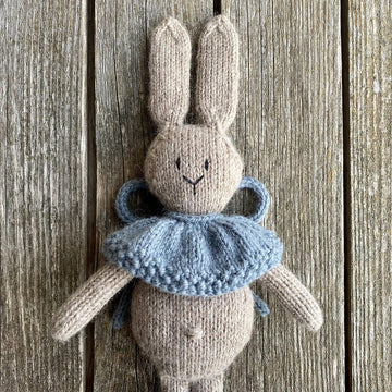 Pearl Collar for Vera / Victor the Bunny