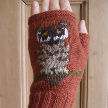 Tiny Owl fingerless gloves/mitts