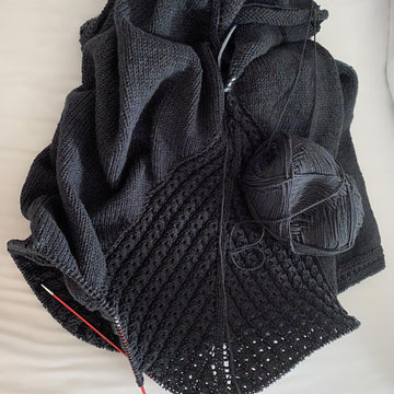 Meladora Pullover