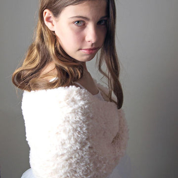 Fur loop for brides