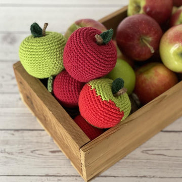 Apple Amigurumi