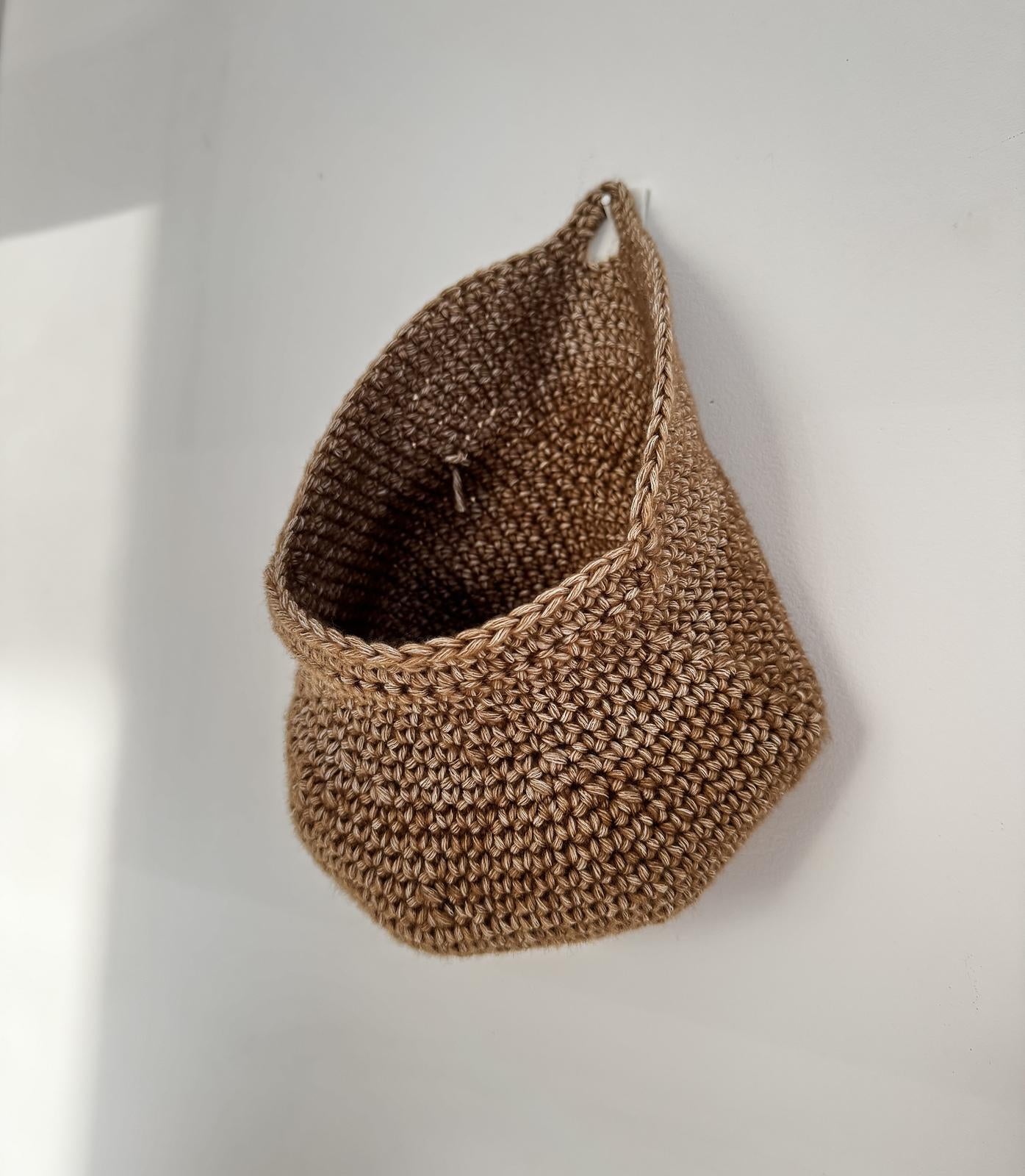 Wall Basket Flower