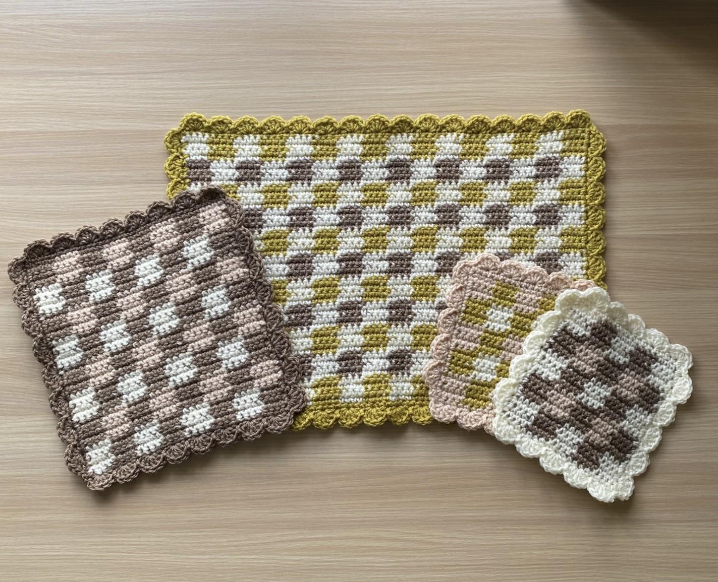 Checked Mat