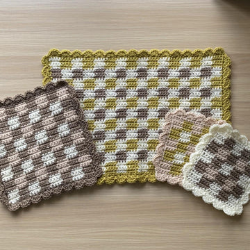 Checked Mat