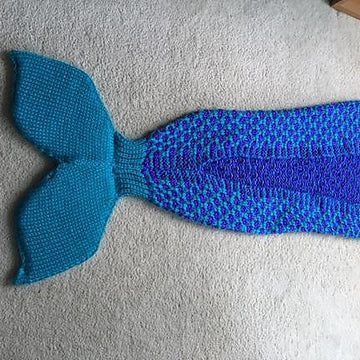 Two Color Mermaid Tail Blanket