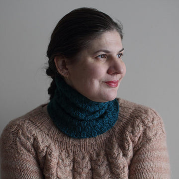 Robin Cowl for Worsted yarn