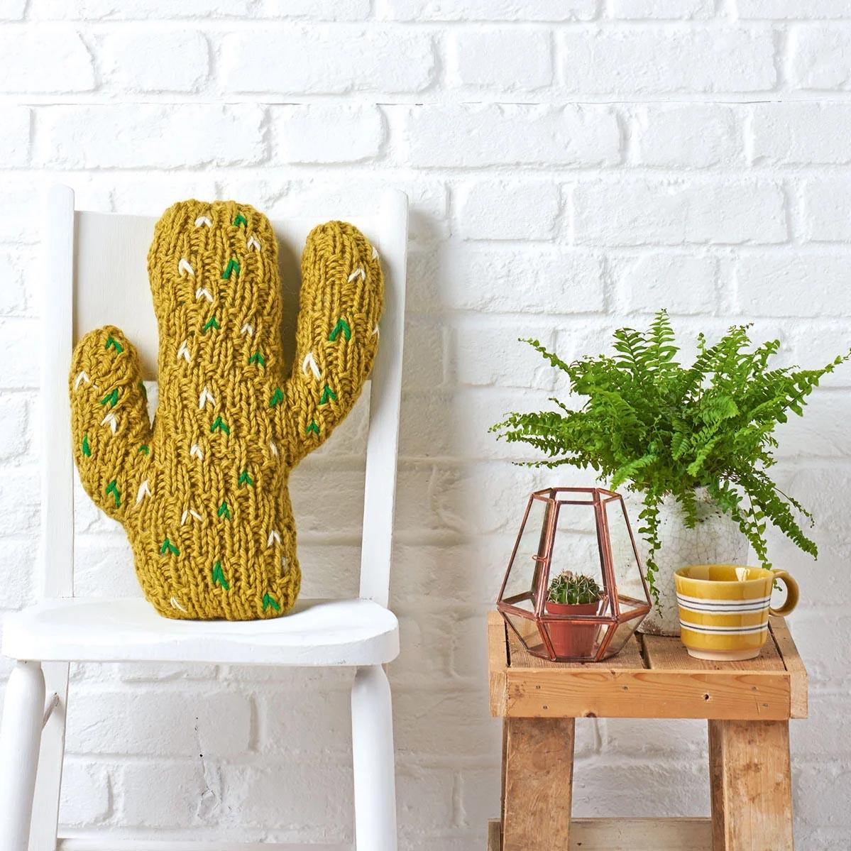 Cuddly Cactus Cushion Knitting Pattern