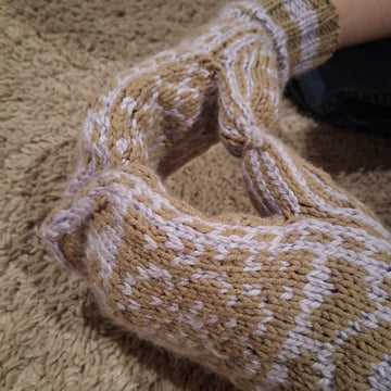Heartfelt Mitten