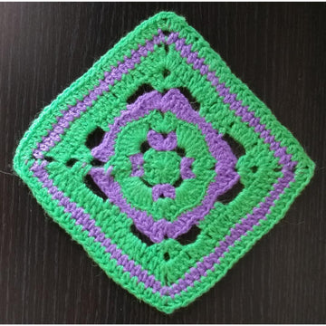 Granny square pattern crochet