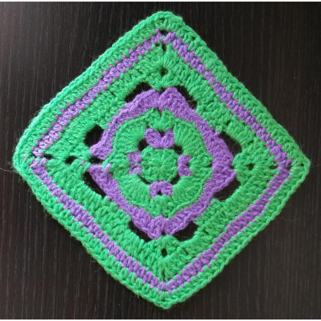 Granny square pattern crochet