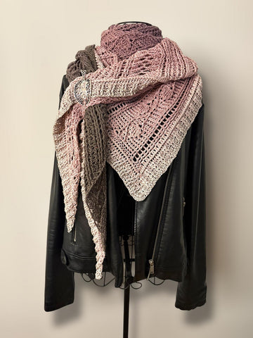 Triangular Scarf "Nikaia"