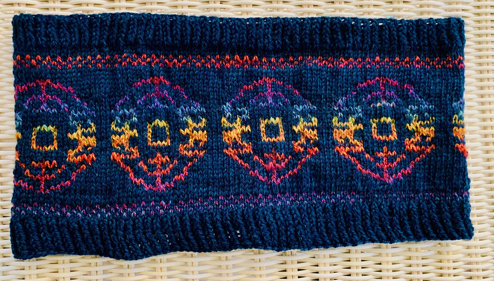 Chinese New Year Cowl
