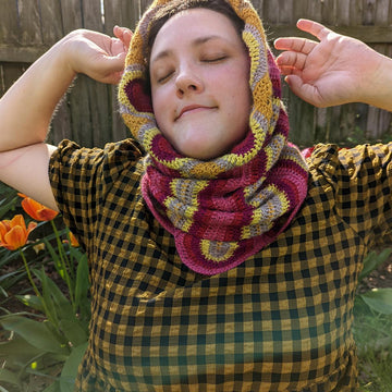 Ribbon Candy Cowl