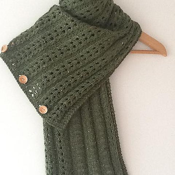 Polymath - a scarf, cowl, wrap and hood in one