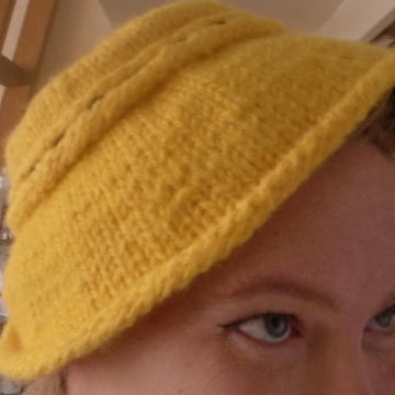 Gwennie vintage bucket hat