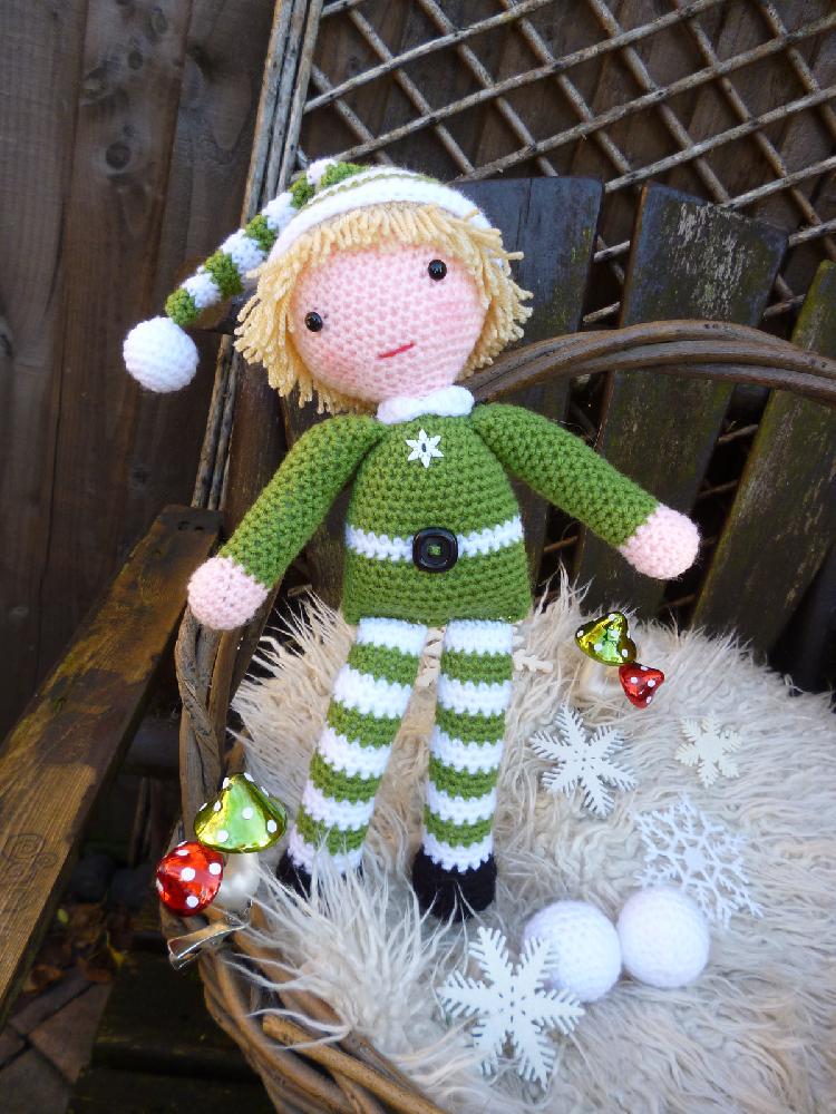 Beau and Belle Christmas Winter Dolls, Amigurumi Crochet Pattern