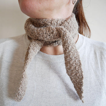 Aery skinny scarf