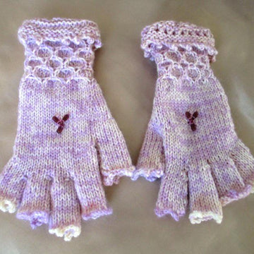 Wasp patterned Fingerless Gloves
