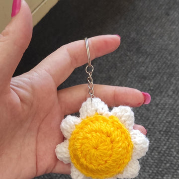 Daisy Keychain