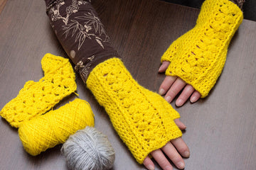 Lemonade Fingerless Mittens