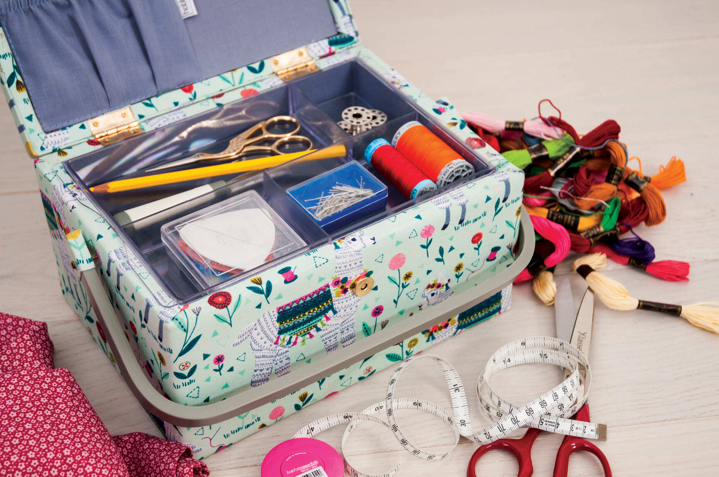 Hobbygift Llama Medium Sewing Box