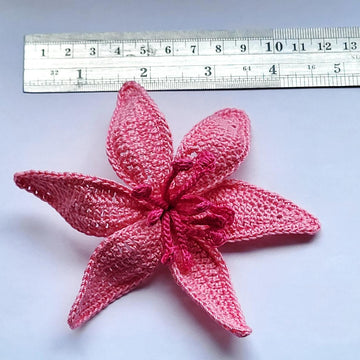 Lily flower pattern