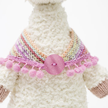 Lowri the Llama
