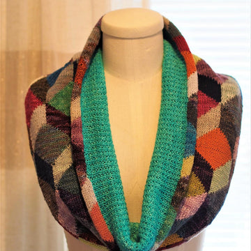 Tumbling Blocks Cowl (TBC)