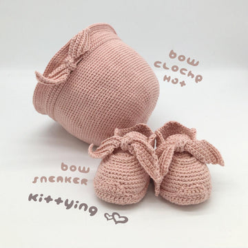 Bow Baby Hat and Sandals Set, Newborn Crochet Gift Set Pattern by Kittying