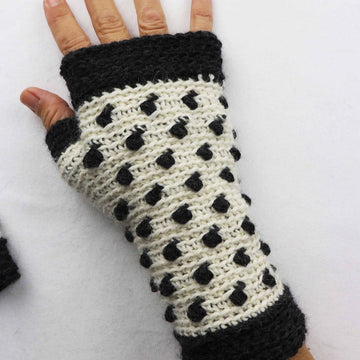 Straciatella Mittens