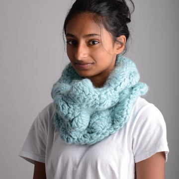 Bubble Wrap Cowl