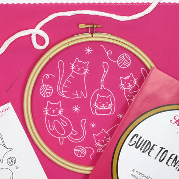 Hawthorn Handmade Crafty Cats Embroidery Kit - 7in