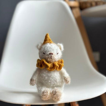 Boucle Bear knitting pattern