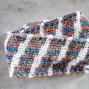 029- Striped infinity cowl