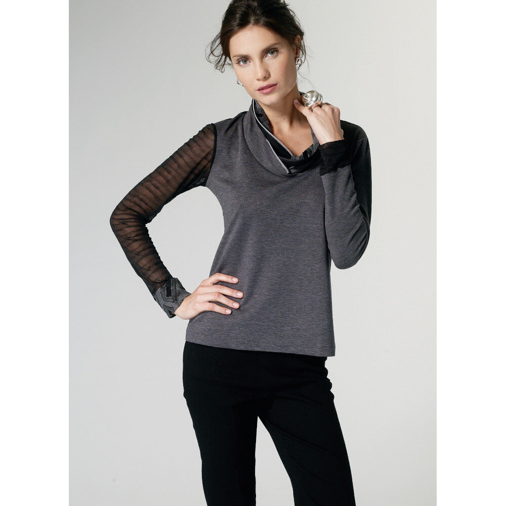 Vogue Misses' Top V8793 - Sewing Pattern