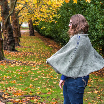 Manteau: A Knitter's Poncho