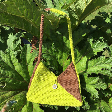 Two Tone V bag