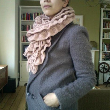 Naomi Scarf